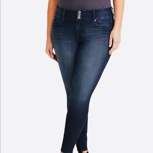 Torrid Blue Skinny Jegging Denim Plus Size 18S
